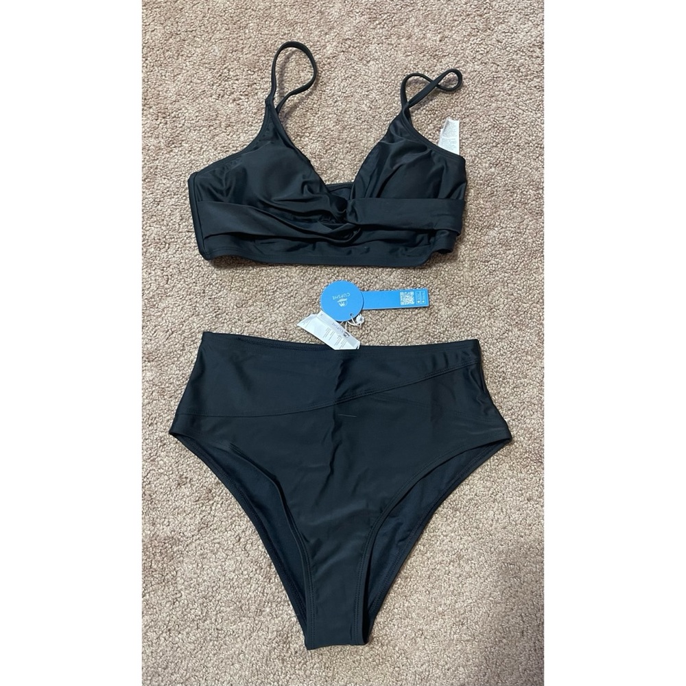 CUPSHE swimsuit